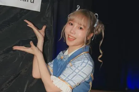 AKB48香港開唱！台灣姐妹團成員驚喜現身　見媽媽坐台下哽咽了