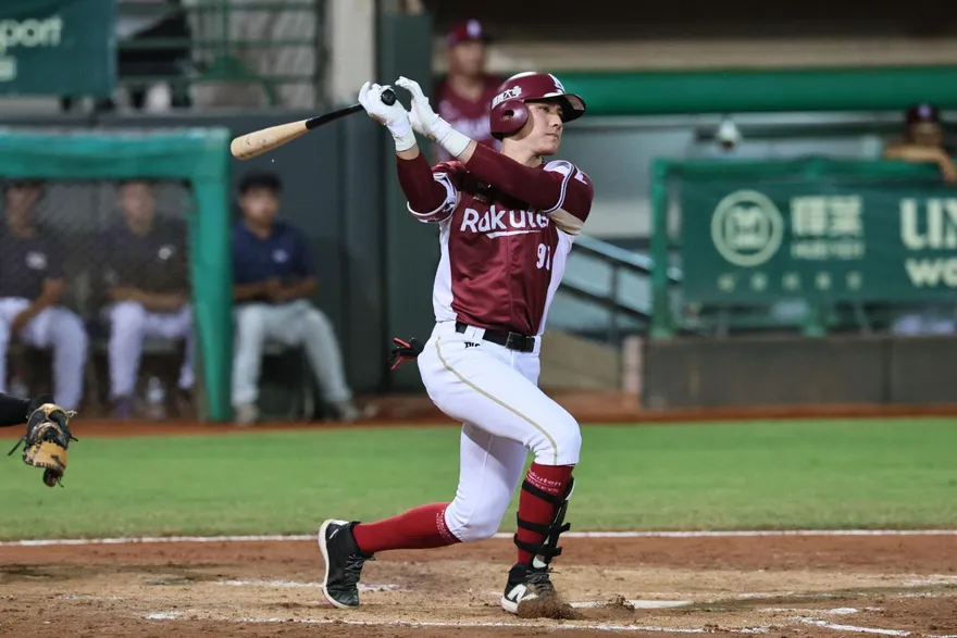 中職/樂天火力全開9比3擊潰統一！季後挑戰賽扳成2比2逼入決勝戰