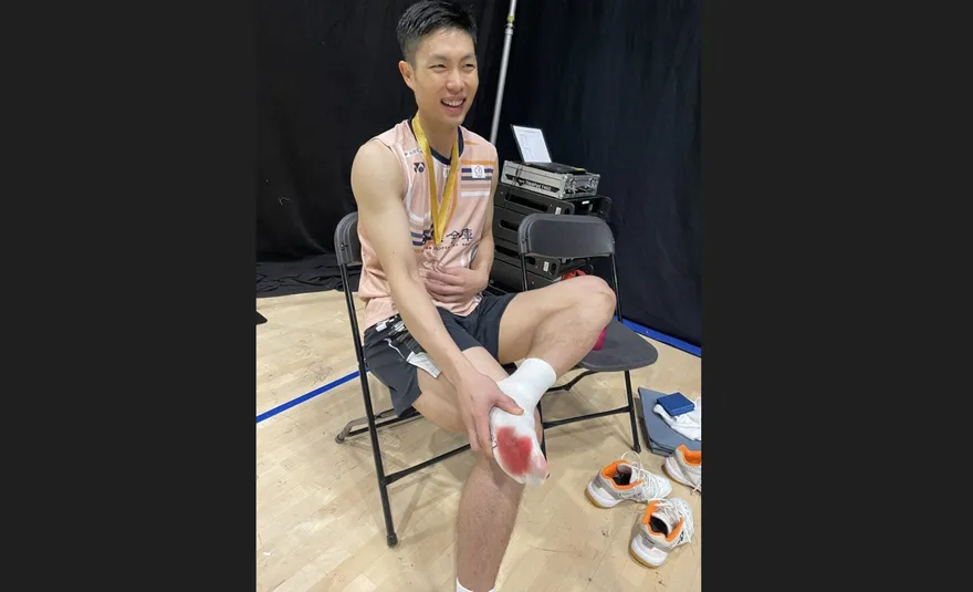 賽後腳底全是血！　羽球一哥周天成北極公開賽2連霸