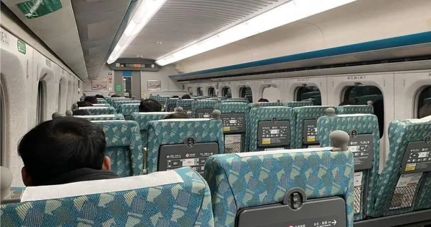 寧靜車廂讓家長「如坐針氈」？高鐵緊急喊卡撤換宣導牌