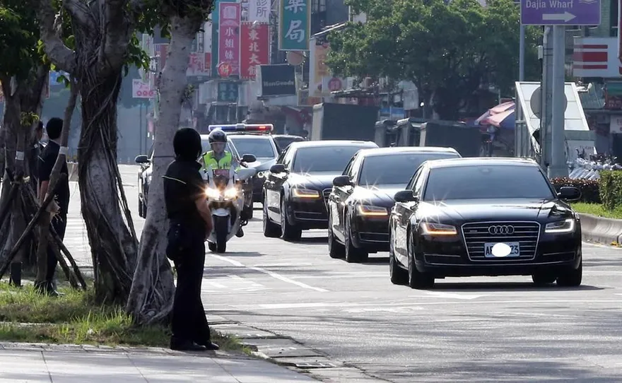 路邊拍總統車隊違法？蔡明彥：有滋擾可能時須管制查核