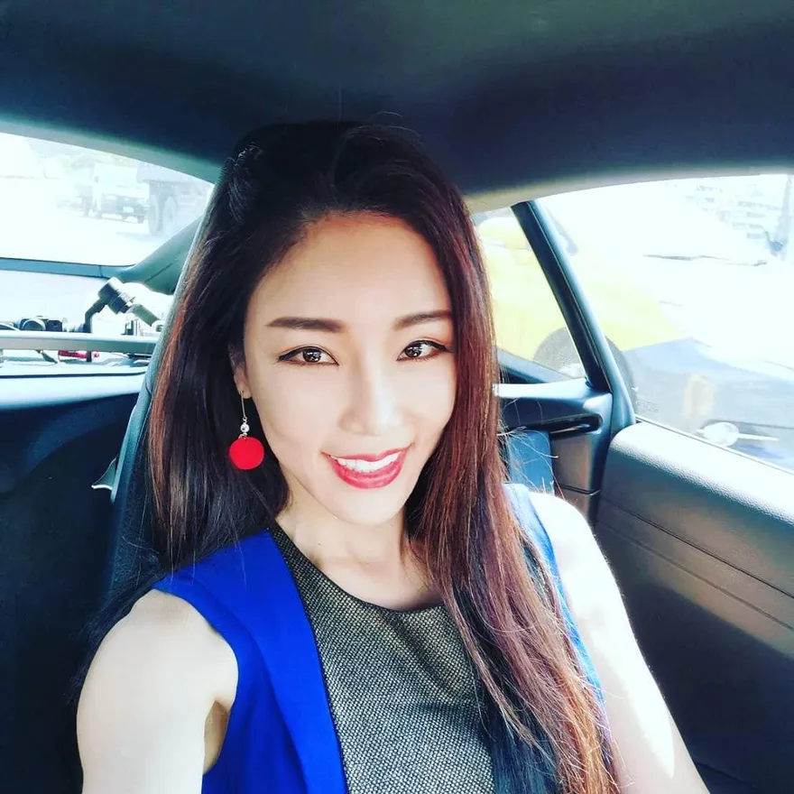 青鳥大翻車！拿台鐵侵犯案狂轟蔣萬安　辣妹直播主嗆：罵錯人