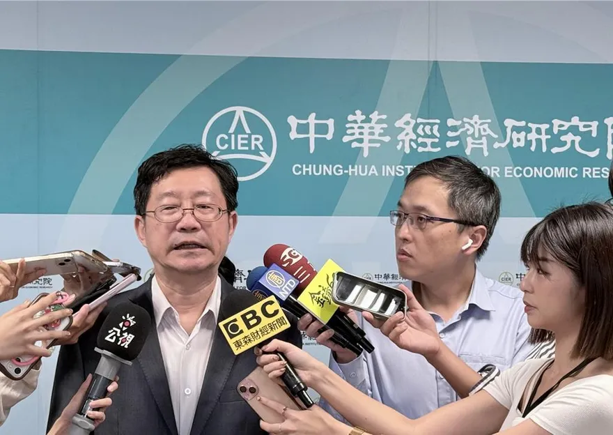 甩了韓國好幾條街！中經院上修全年經濟成長率至5.45％