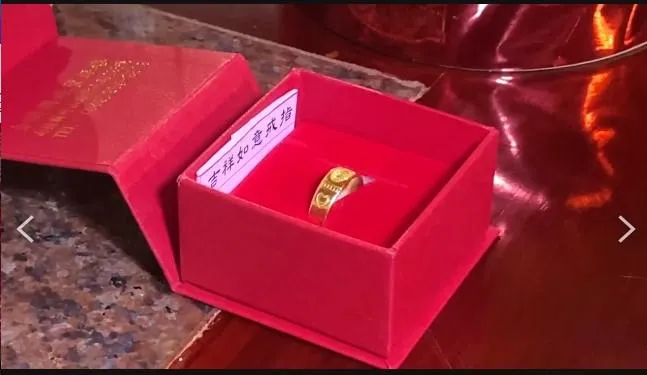 日月潭文武廟浪漫中式婚禮！30對新人獲送紫南宮金戒指