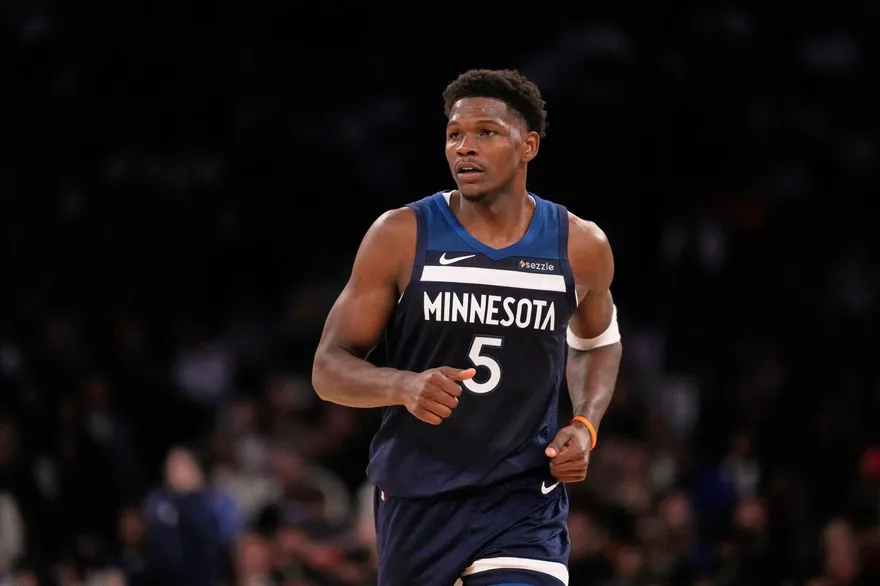 NBA/真喬丹接班人？AE苦練「籃球之神」絕技　秀背框單打跳投新武器