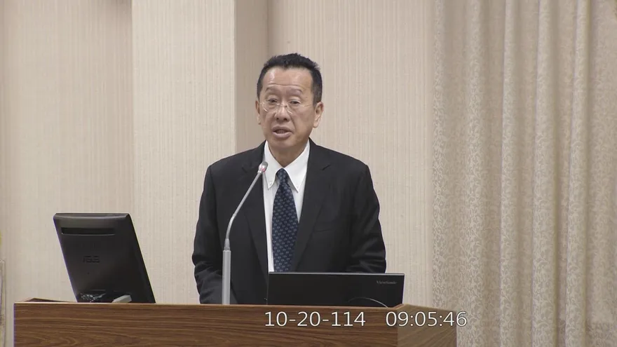 海鯤號11月難交艦　顧立雄：違約金每天19萬元