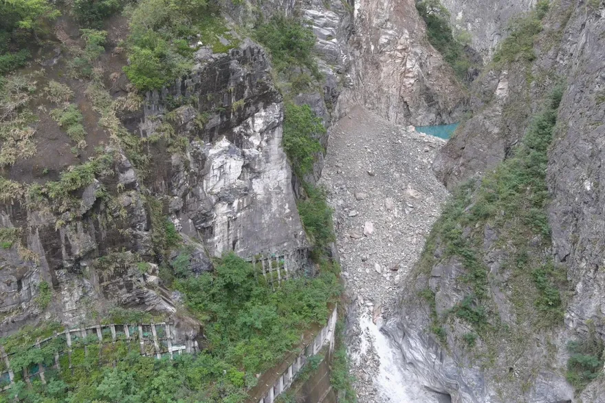 影/燕子口堰塞湖水位穩定解除警報　收容居民暫時返家