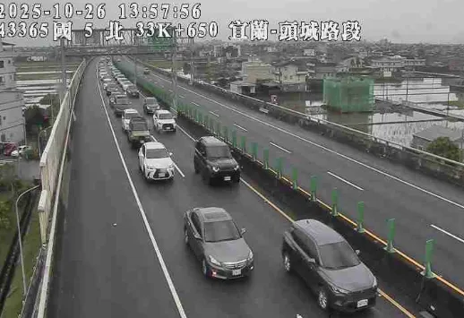 國道下午「11處地雷路段」出爐　國5北上龜速7公里