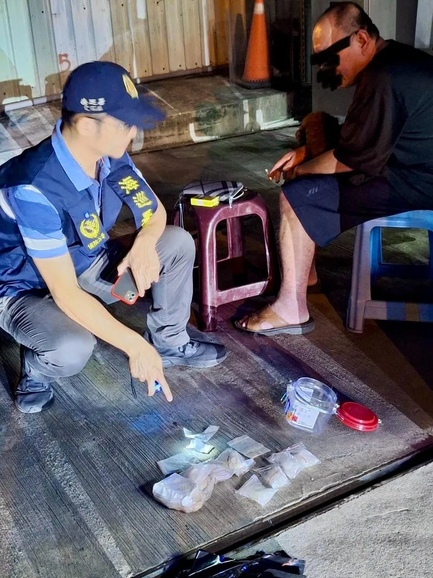 影/「嘉義台中」瑪莎拉蒂運800萬毒　男被逮辯吸安緩解脊椎痛