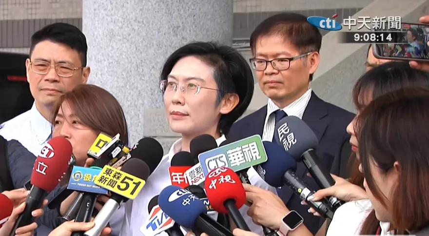 林岱樺曝「搜索到現在衣服穿同一套」：限制住居害無法回家