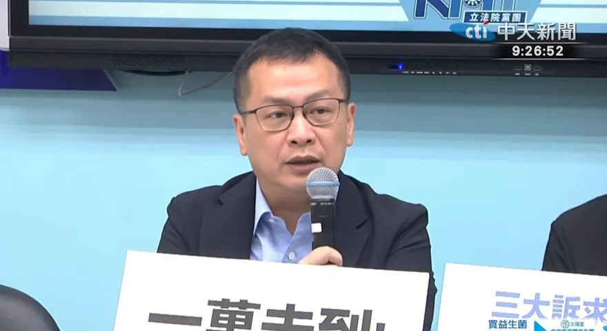 搧他耳光被判賠錢、拘役　羅智強再拱：唯一支持邱議瑩選高雄市長
