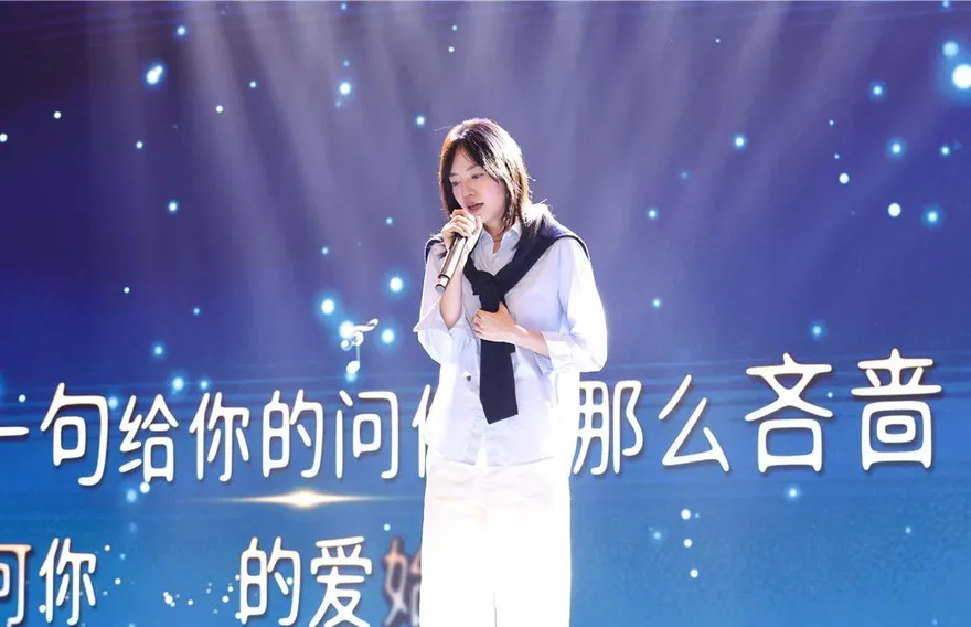 焦曼婷想嗑「剁椒魚頭」！笑稱像冒險兼增肥之旅　感性告白父親焦恩俊