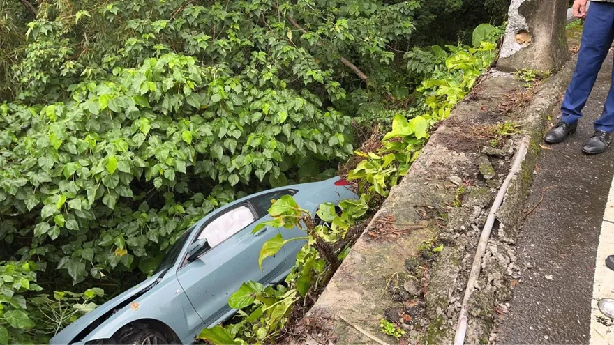 影/北投「豪車墜谷」最新！監視器畫面曝光
