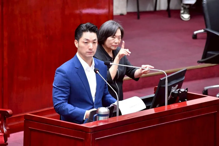 北市男問蔣萬安「何時發2萬」遭警移送　法院裁定不罰