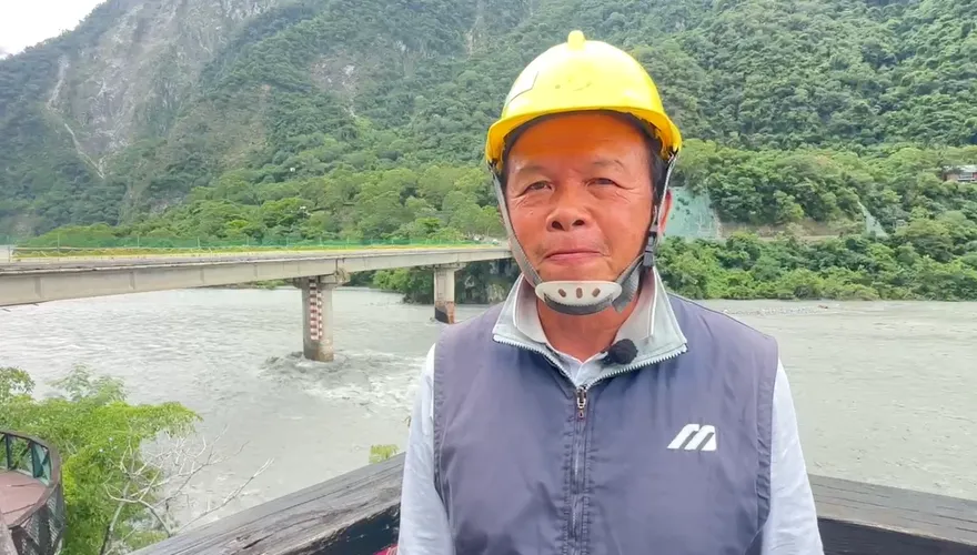 危機解除！燕子口堰塞湖潰壩　「降挖超人」黃國寶立大功