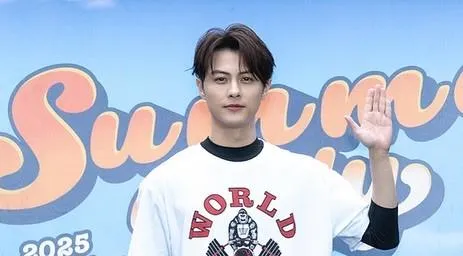 王子越線人妻粿粿！詹惟中18年前看手相：易受誘惑