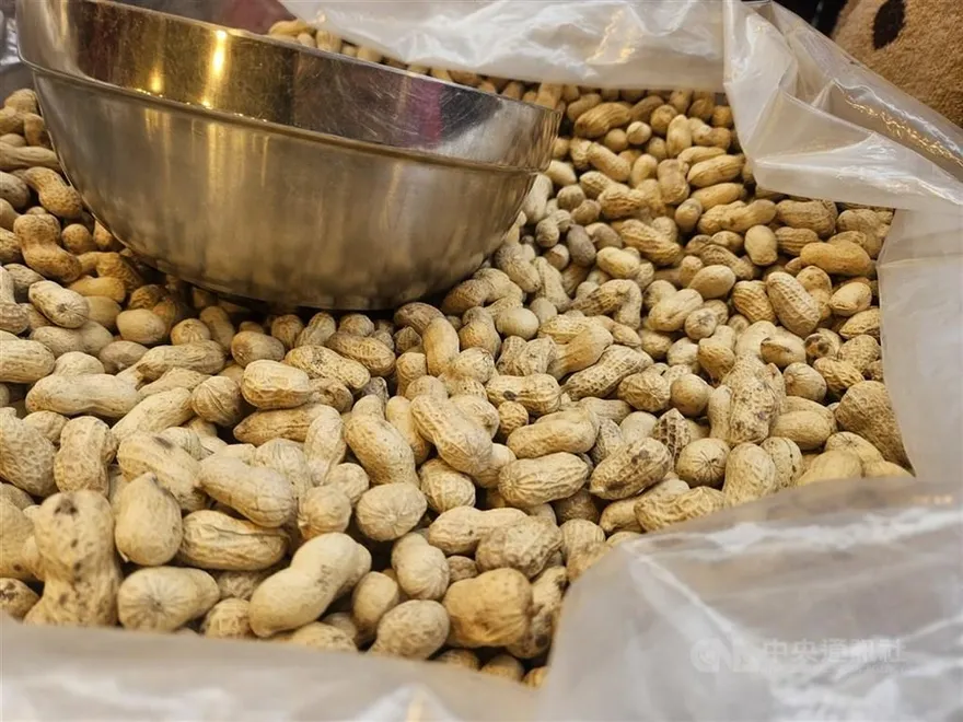 防黃麴毒素致癌　食藥署訂花生脫殼業者衛生管理指引