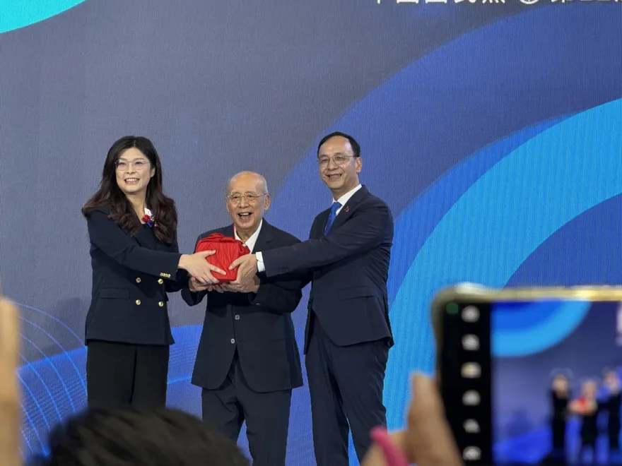 鄭麗文高喊要讓國民黨變獅群！賴士葆：特別感動