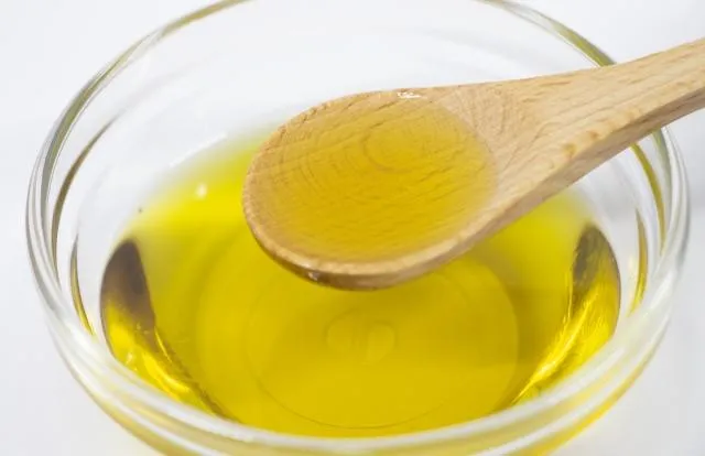 減肥要少吃油？哈佛研究：每天攝取7克橄欖油助瘦身