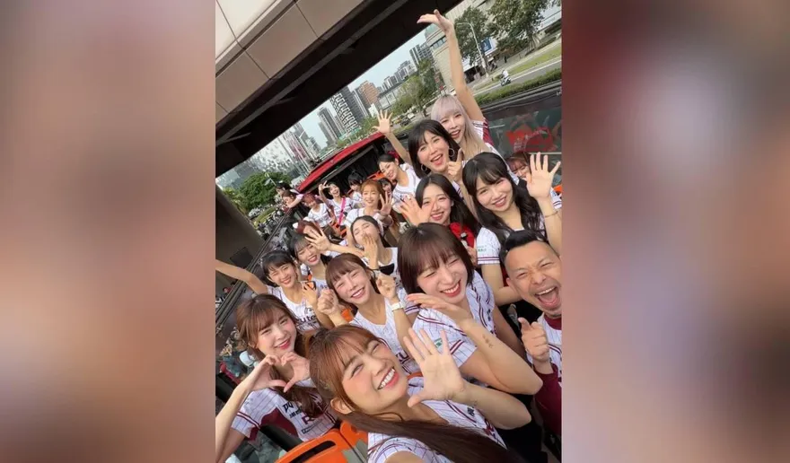 中職/河智媛、禹洙漢驚喜現身！桃猿封王遊行熱鬧登場　破千球迷同慶