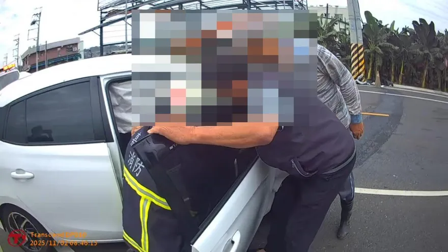 影/中埔23歲媽自撞電桿「2歲女頭頸重創亡」　男斷雙腳