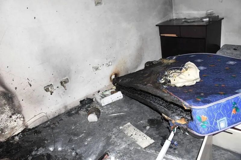 吉安鄉學生套房冒煙　「欠租半年」50歲女卡式爐燒床墊