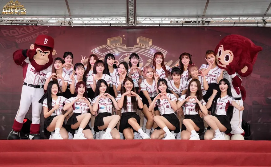 中職/樂天封王遊行！岱縈清晨找媽祖還願　曲曲、若潼夢回2019年