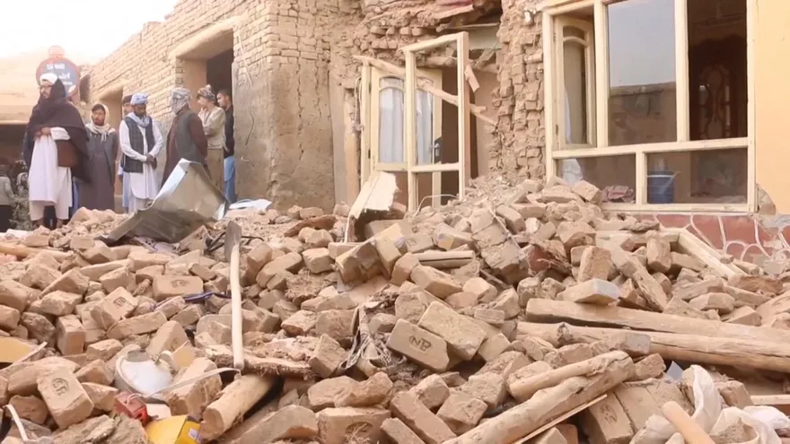 影/地標藍色清真寺受損情況曝！阿富汗6.3強震已釀20死320傷