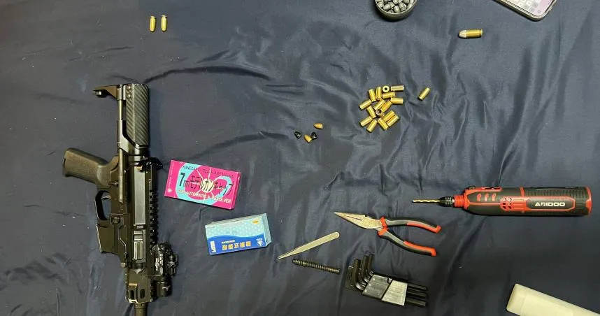 移動軍火庫！34歲通緝犯攜女友躲南投山區　遭警攻堅逮捕