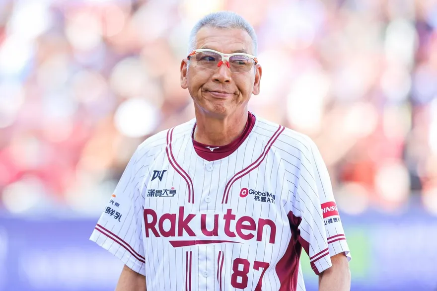 樂天桃猿才剛奪冠就拋震撼彈！宣布總教練古久保健二正式卸任