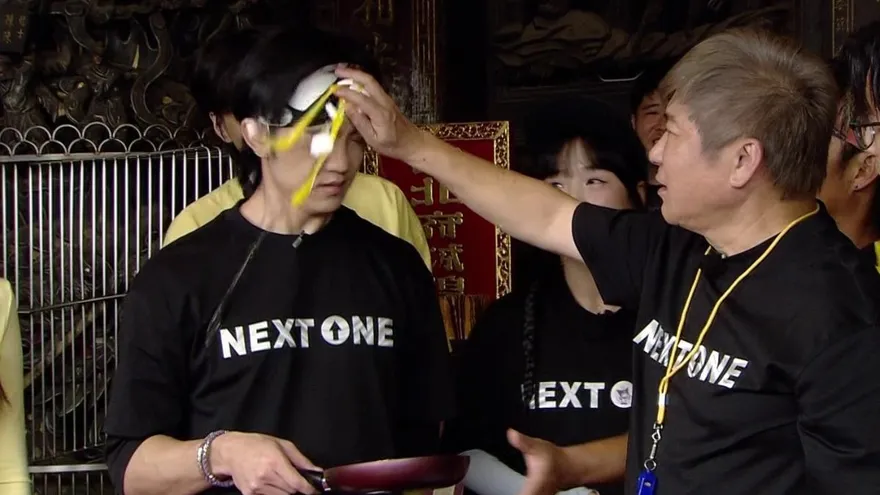 胡瓜出手了！男星郭忠祐遭砸蛋　全臉沾滿蛋液畫面曝光