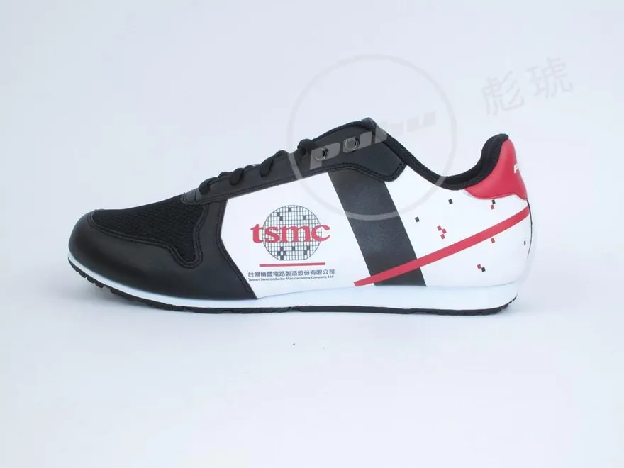 魏哲家「tsmc鞋」爆紅！MIT鞋廠曝7年前往事：一針一線都藏製鞋魂