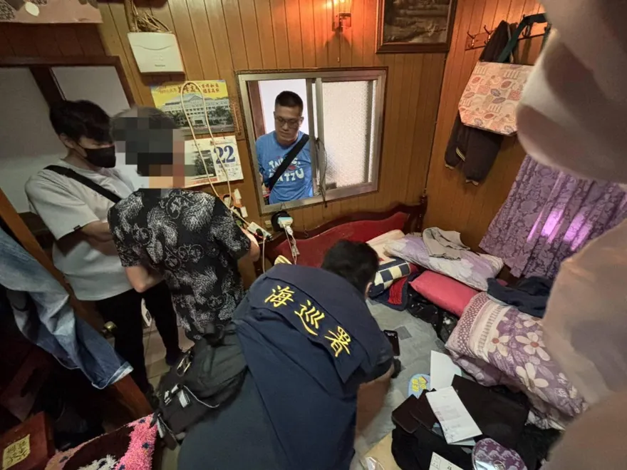 影/花蓮吉安工業區成毒窟　海巡攻堅逮8人起獲海洛因