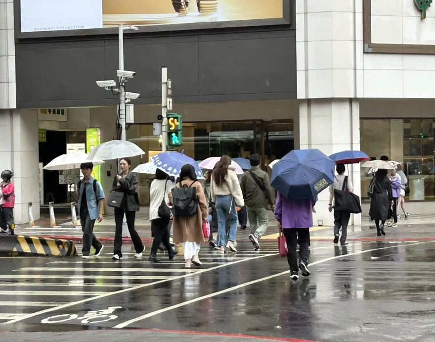 局部低溫再探14度！熱帶擾動動向曝　北東下週濕冷連綿