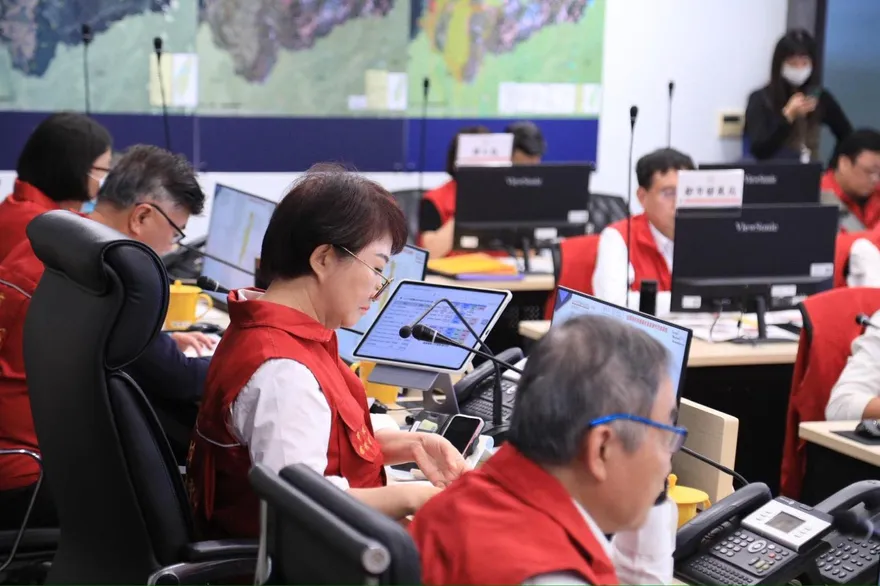 鳳凰颱風飄忽不定！盧秀燕：台中市府防災團隊在崗位上待命