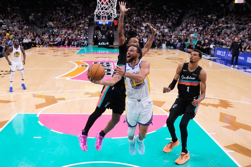 NBA/柯瑞狂飆46分！第3節大爆發　逆轉拔刺終止客場6連敗