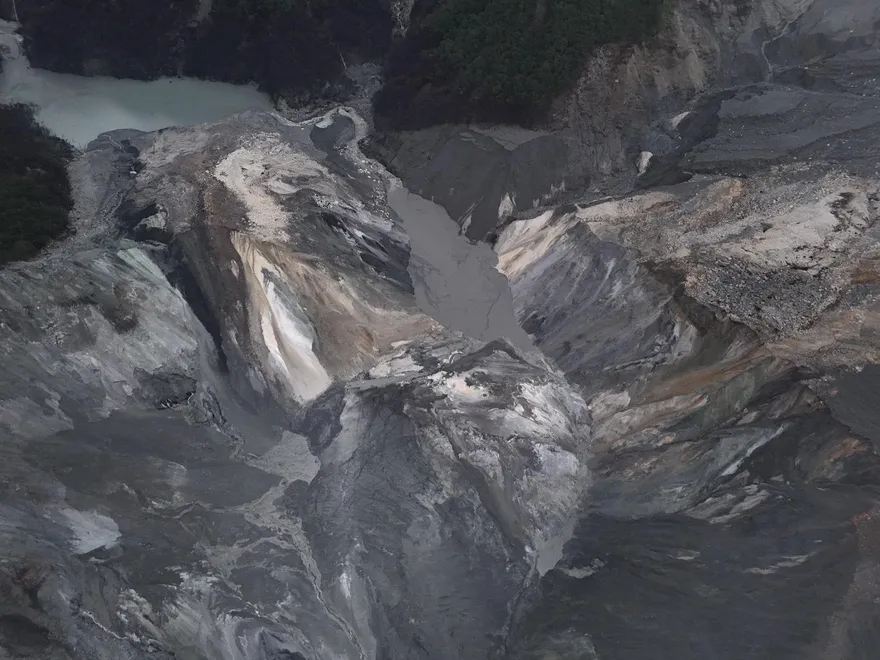 馬太鞍溪新堰塞湖估下午4時溢流　光復鄉午後停班課撤離