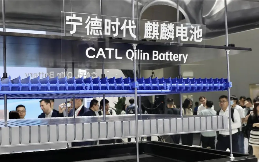 震撼彈！寧德時代共同創辦人黃世霖　擬轉讓巨額持股