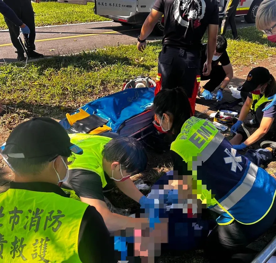 新北重陽橋下男子「頭部重創」無生命跡象！搶救中