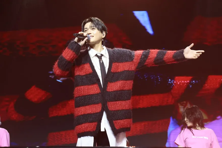 影/八木勇征台北後台吃麵線：心都暖了　突清唱「從從容容」笑翻全場