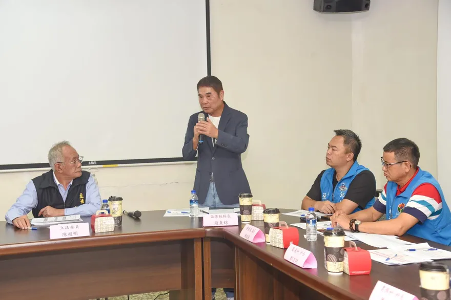 鍾東錦出手了！喊話中央：支持苗栗冷鏈物流中心和改建肉品市場