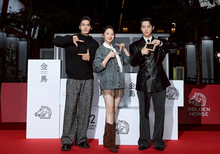 振永脫衣秀結實胸肌太吸睛　宋柏緯自爆看入迷分心狂NG