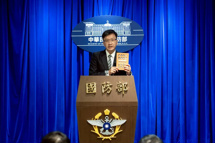 全民安全指引手冊印製疑規避立院審查　顧立雄：緊急必要作為