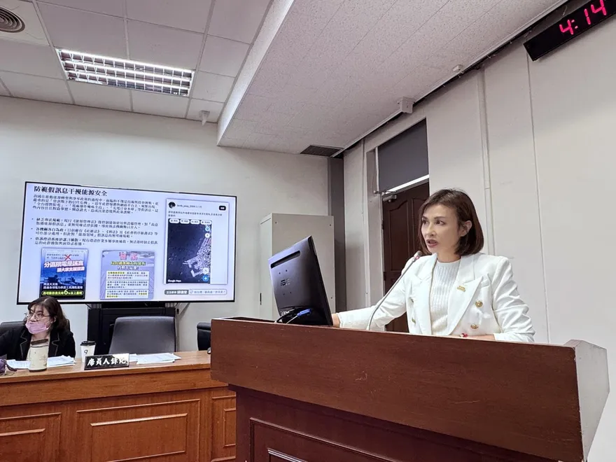 邱議瑩嗆蕭旭岑大翻車！本尊神踢館：蹭柯志恩辛苦了