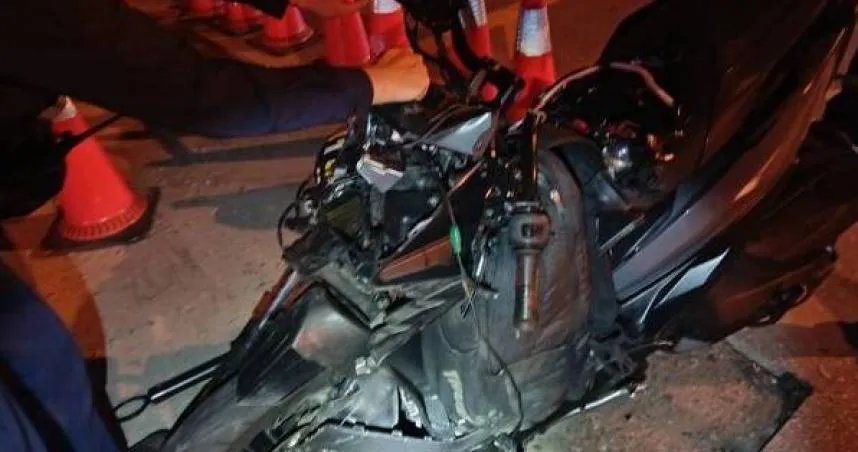 海巡士兵摔車滑入轎車底慘遭輾壓！　搶救20天仍不治