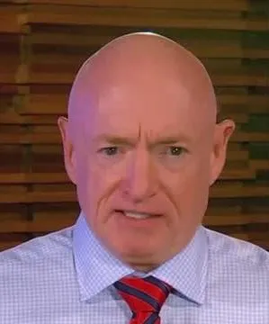 「飛官參議員」凱利籲美軍拒絕無理命令　傳川普施壓要軍法審判