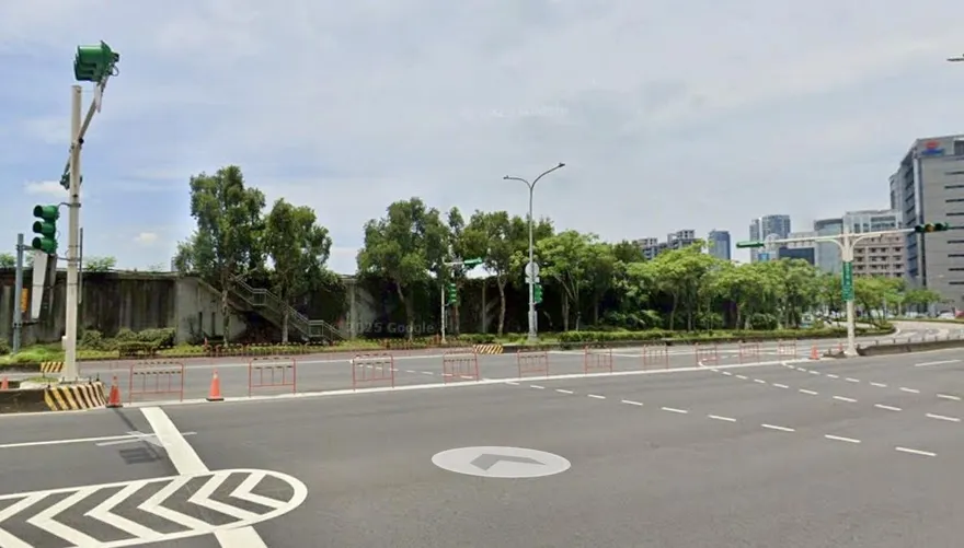 北市內湖交通改善　堤頂大道將撤除移動式柵欄