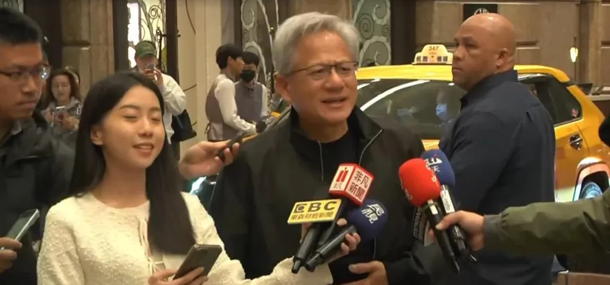 黃仁勳快閃來台！證實已探視張忠謀：他狀態很好