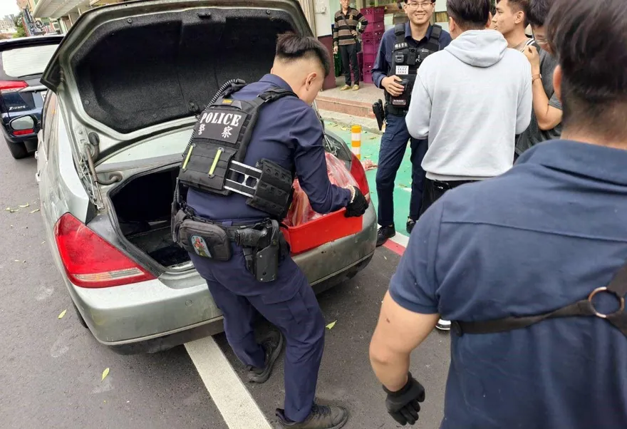 影/2逃逸移工疑賣狗肉！ 竹縣動保所查扣43公斤不明肉品