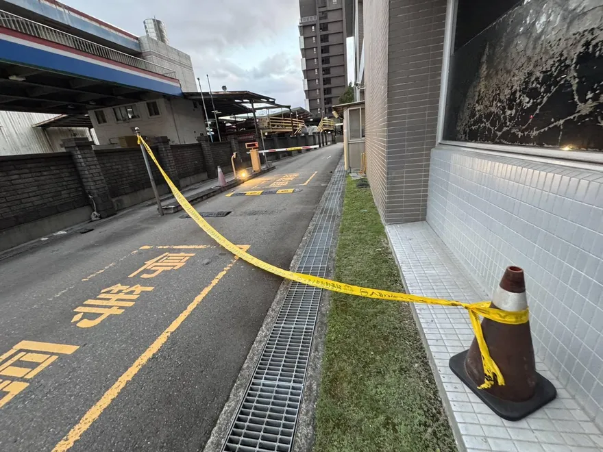 哀慟！新北男14樓墜地倒臥車道　全身爆血搶救不治